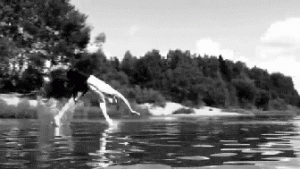 Гифчета: Паркур във водата!